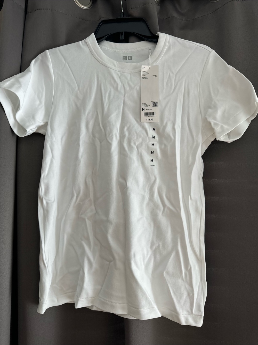 NWT Uniqlo Women’s White Crew Neck Short Sleeve Tee